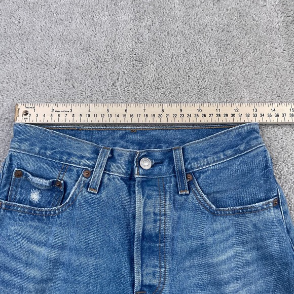 Levis 501 Jeans Womens 24x30 Blue Distressed Denim Button Fly High‎ Rise Pants - Picture 5 of 16